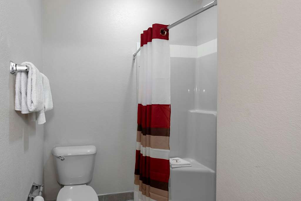 Red Roof Inn Hartselle Номер фото